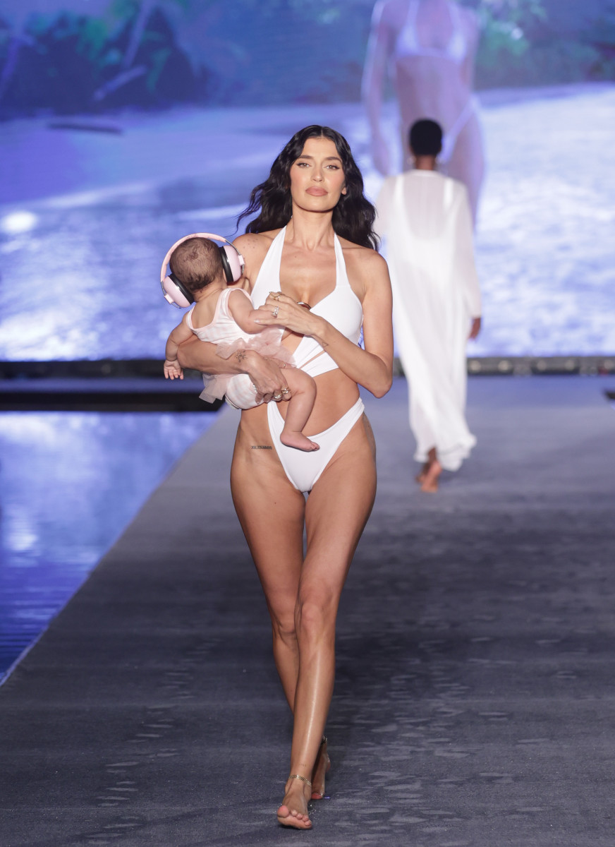 Nicole Williams English and baby India Moon.